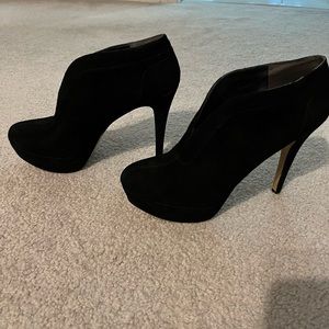 Black suede Nine West high heels.